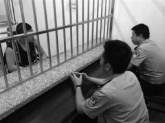 <b>司机约陌生女孩去宾馆开房 不料却遭遇“仙人跳”</b>