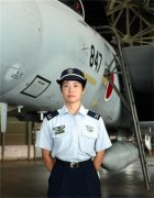 日本防卫省做出一重大决定：让女兵上潜艇服